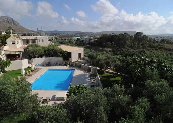 Aparthotel Ourania 3*