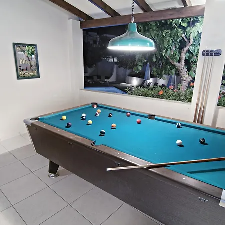 Ourania Apartahotel 3*