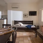 Ourania Aparthotel 3*