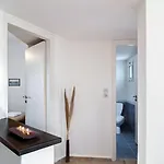 Ξενοδοχείο με διαμερίσματα Ourania 3*