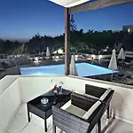 Ξενοδοχείο με διαμερίσματα Ourania