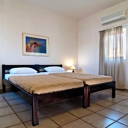 Ourania Lägenhetshotell Hersonissos (Crete)