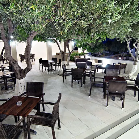 Hotel de apartamente Ourania 3*