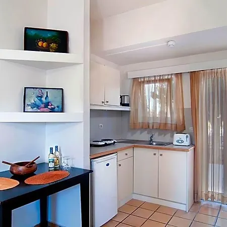 Ourania Aparthotel Hersonissos (Crete)