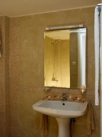 Ourania Aparthotel Hersonissos (Crete)