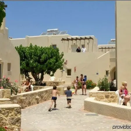 Ourania 3* הרסוניסוס