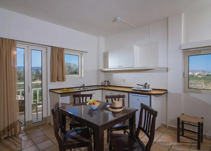 Ourania 3* 赫索尼索斯