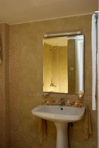 Ourania 公寓式酒店 赫索尼索斯