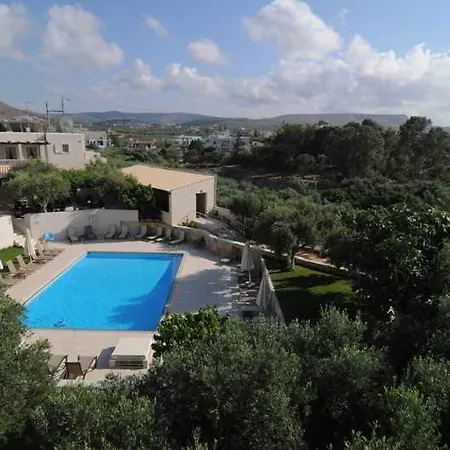 Apartahotel Ourania 3*